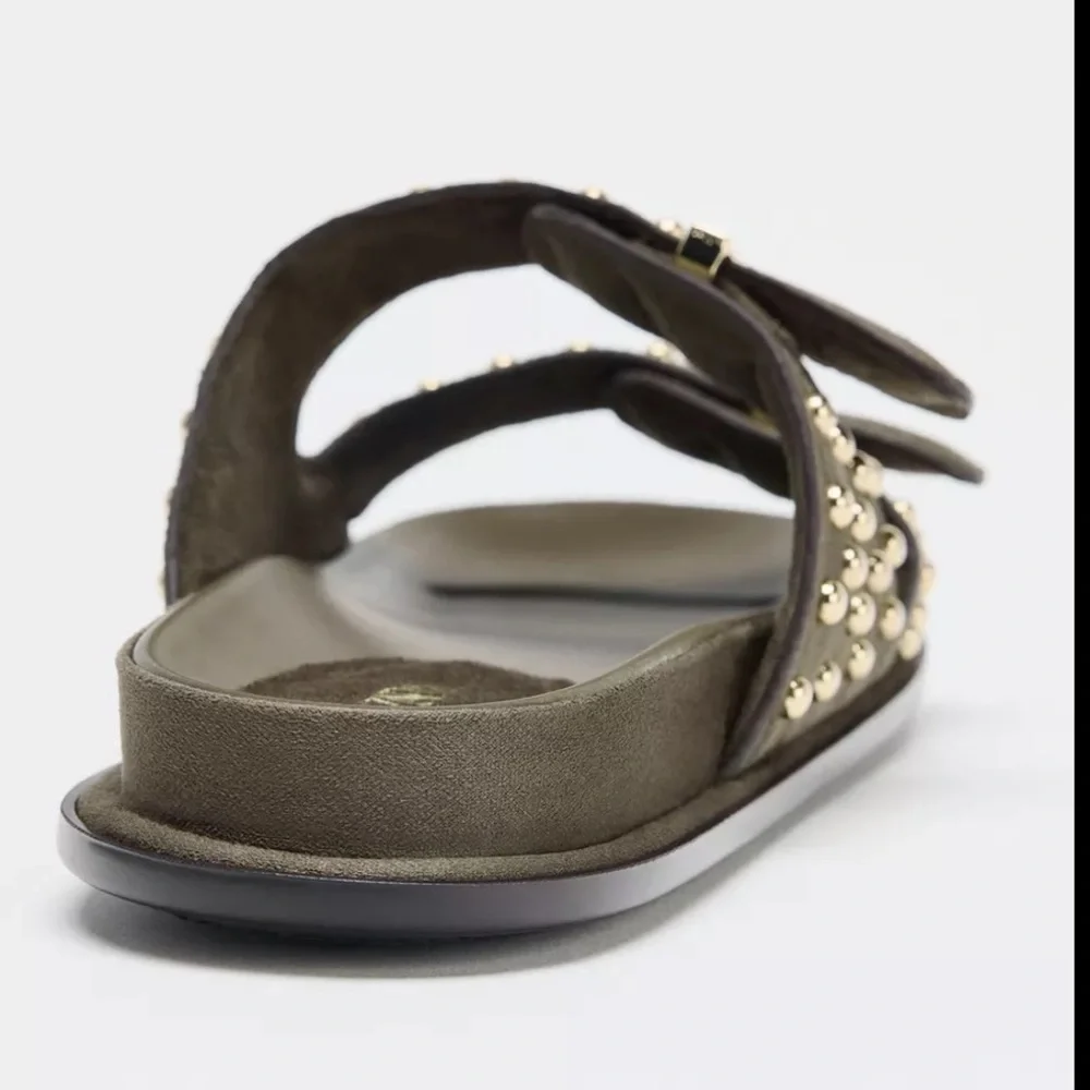 Zara  studded leather buckle sandals, Khaki green - Picture 14 of 16